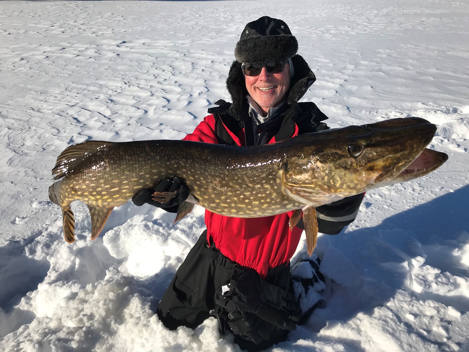 Guest-with-big-pike-2019